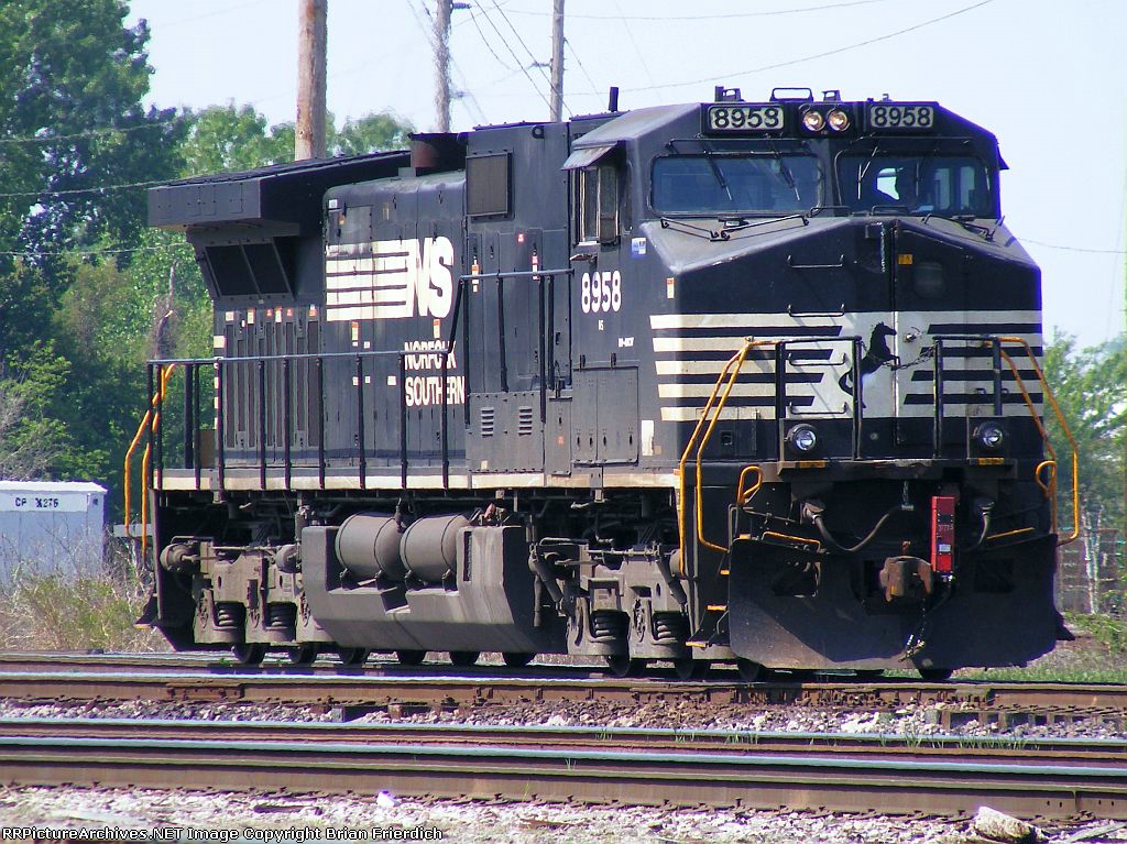 NS 8958